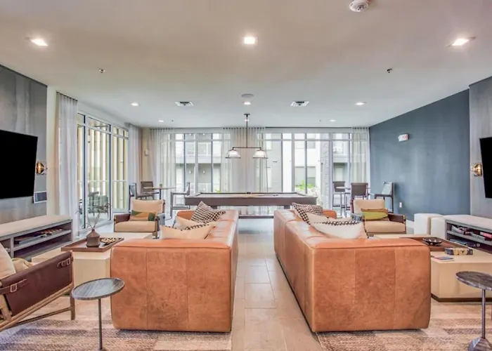 Fascinating 2bd 2ba W Beautiful Pool In Worth Fort Worth